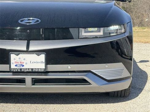 Used 2024 Hyundai Ioniq 5 Limited image 9