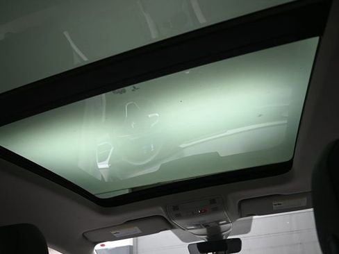 New 2026 Volkswagen Taos SE image 27