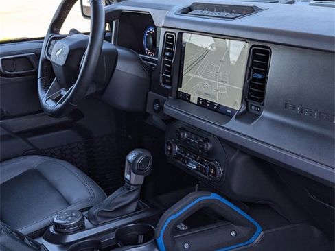 Used 2024 Ford Bronco Black Diamond image 35