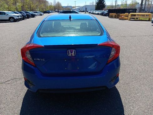 Certified 2018 Honda Civic EX-T image 4