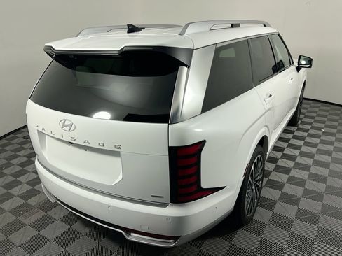 Used 2026 Hyundai Palisade Calligraphy AWD/4WD image 3