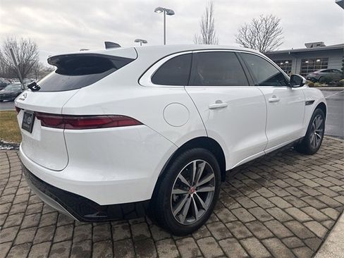 Used 2022 Jaguar F-PACE S image 3