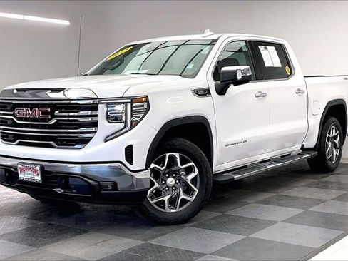 Used 2023 GMC Sierra 1500 SLT w/ SLT Premium Package image 12