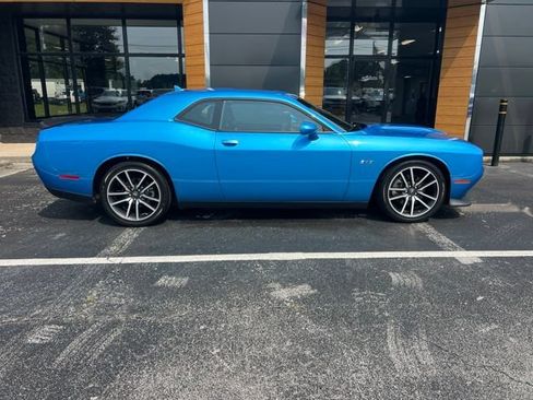 Used 2023 Dodge Challenger R/T w/ Plus Package RWD image 2