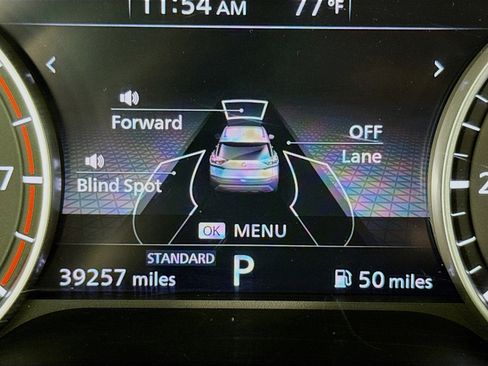 Used 2023 Nissan Rogue S FWD image 15
