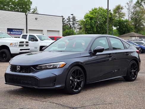 Used 2025 Honda Civic Sport image 6
