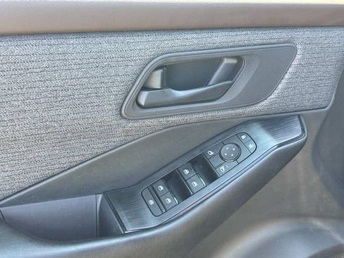 Certified 2023 Nissan Rogue S AWD/4WD image 22