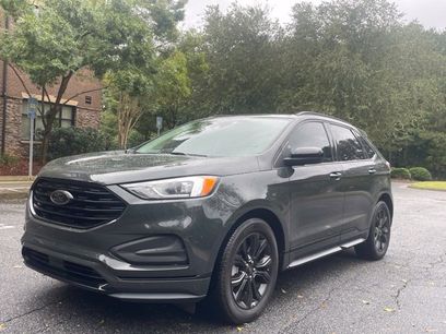 Used 2023 Ford Edge SE w/ Black Appearance Package