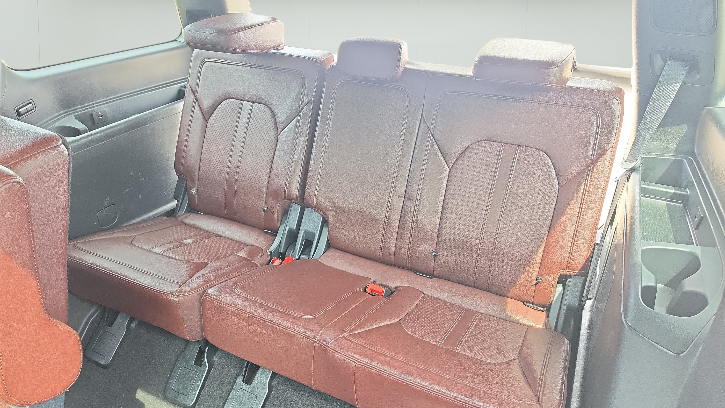 Used 2024 Ford Expedition Limited RWD image 22