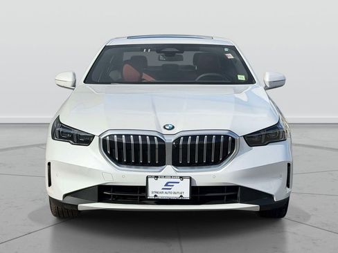 Used 2026 BMW 530i xDrive AWD/4WD image 2