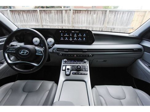 Used 2024 Hyundai Palisade SEL w/ Premium Package FWD image 10