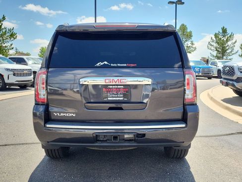 Used 2016 GMC Yukon Denali w/ Open Road Package AWD/4WD image 5