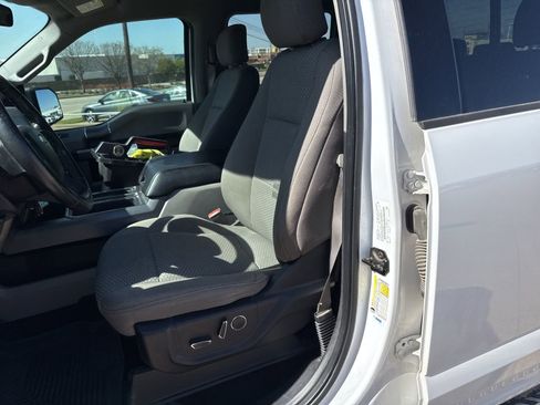 Used 2018 Ford F150 XLT w/ Equipment Group 302A Luxury image 14