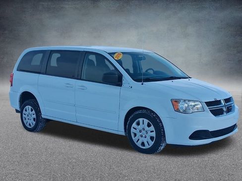 Used 2016 Dodge Grand Caravan SE w/ Quick Order Package 29E SE image 5