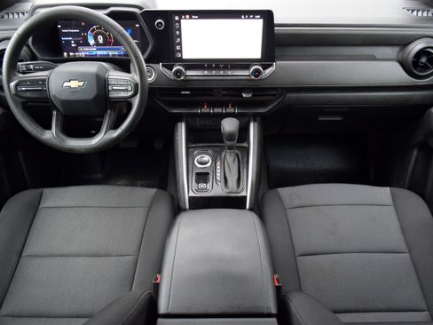 Used 2024 Chevrolet Colorado W/T w/ WT Convenience Package II image 7