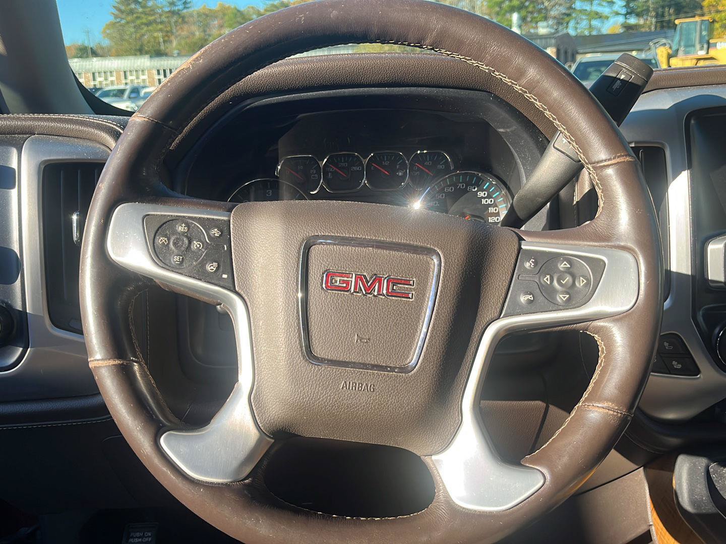 Used 2018 GMC Sierra 1500 SLT AWD/4WD image 44