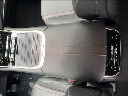 Used 2026 Nissan Armada SL w/ Captain's Chari Seat Package RWD image 42