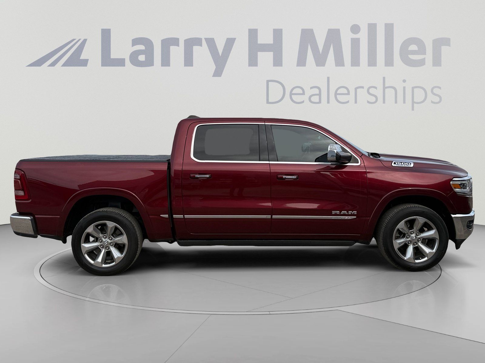 Used 2019 RAM 1500 Limited w/ Advanced Safety Group RWD image 6