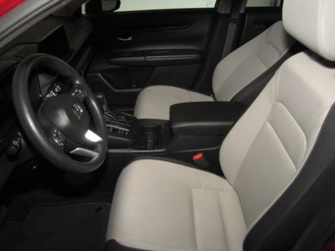Certified 2024 Honda CR-V EX image 9