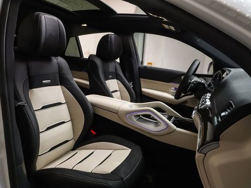 New 2026 Mercedes-Benz GLE 53 AMG 4MATIC Coupe image 10
