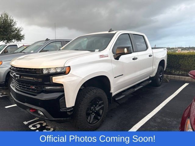 Used 2021 Chevrolet Silverado 1500 LT Trail Boss w/ Convenience Package II AWD/4WD image 2