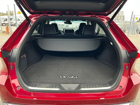 Used 2021 Toyota Venza XLE w/ Softex Package image 24