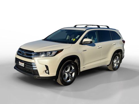 Used 2019 Toyota Highlander Limited image 1