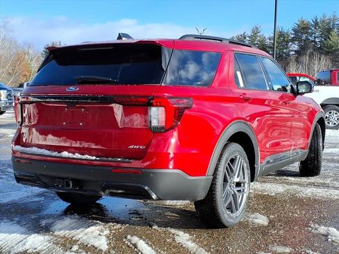 New 2026 Ford Explorer ST-Line w/ ST-Line Street Pack image 5