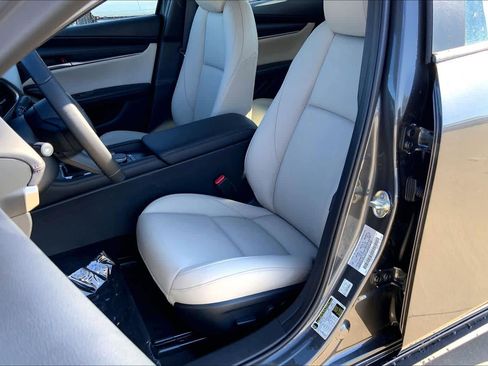 New 2026 MAZDA MAZDA3 2.5 S Sedan w/ Preferred Pkg image 9