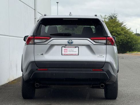 Certified 2019 Toyota RAV4 LE AWD/4WD image 6