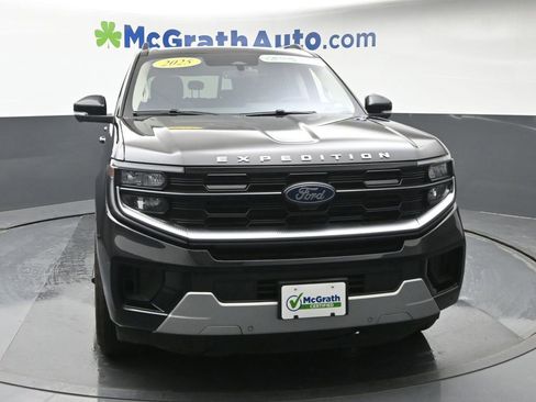 Used 2025 Ford Expedition Max Platinum AWD/4WD image 5