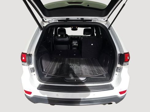 Used 2020 Jeep Grand Cherokee Laredo w/ Quick Order Package 2BN North AWD/4WD image 15