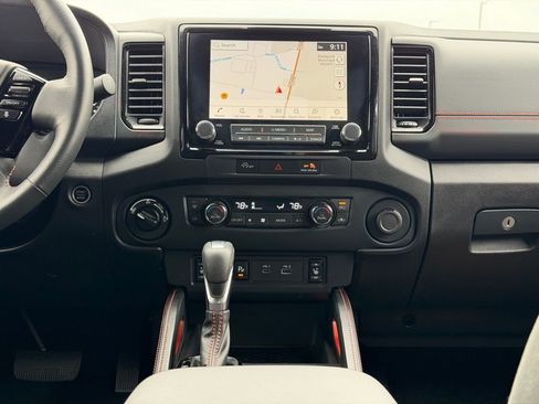 Used 2023 Nissan Frontier PRO-4X w/ Pro Convenience Package image 22