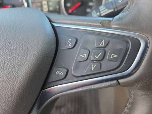 Used 2017 Chevrolet Malibu Premier w/ Premier Sun and Wheel Package image 25