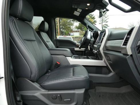 Certified 2022 Ford F350 Lariat w/ Chrome Package image 13