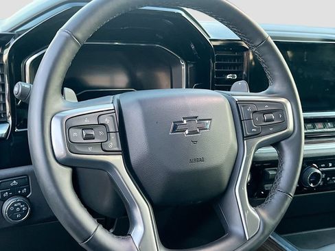 Used 2025 Chevrolet Silverado 1500 RST w/ Convenience Package II RWD image 11
