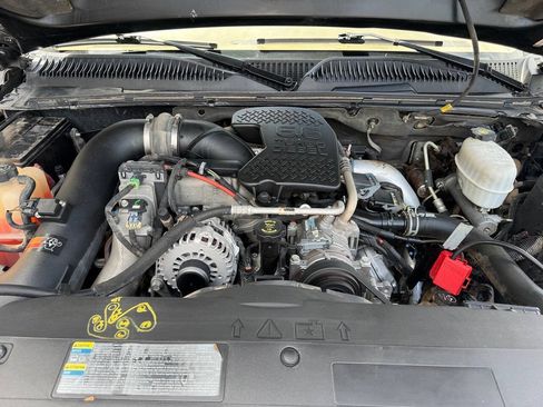Used 2007 Chevrolet Silverado 3500 LT w/ Heavy-Duty Power Package AWD/4WD image 38