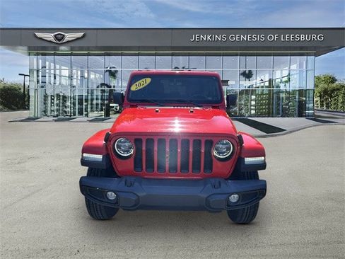 Used 2021 Jeep Wrangler Unlimited Sahara image 2