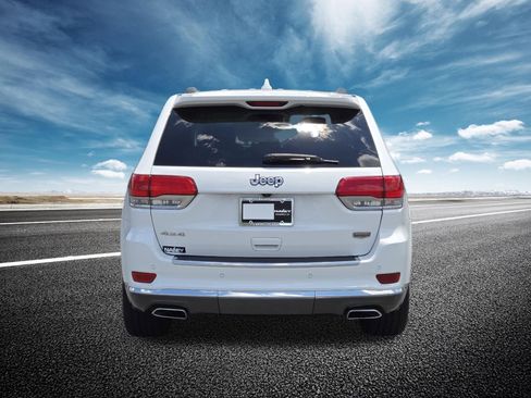 Used 2017 Jeep Grand Cherokee Summit AWD/4WD image 18
