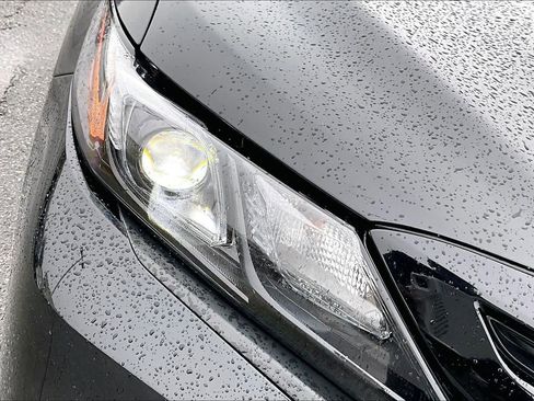 Used 2024 Toyota Camry SE w/ Blackout Package (TMS) AWD/4WD image 27