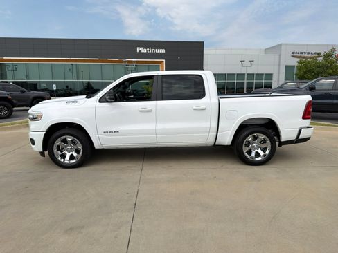 New 2027 RAM 1500 4x4 Crew Cab image 2