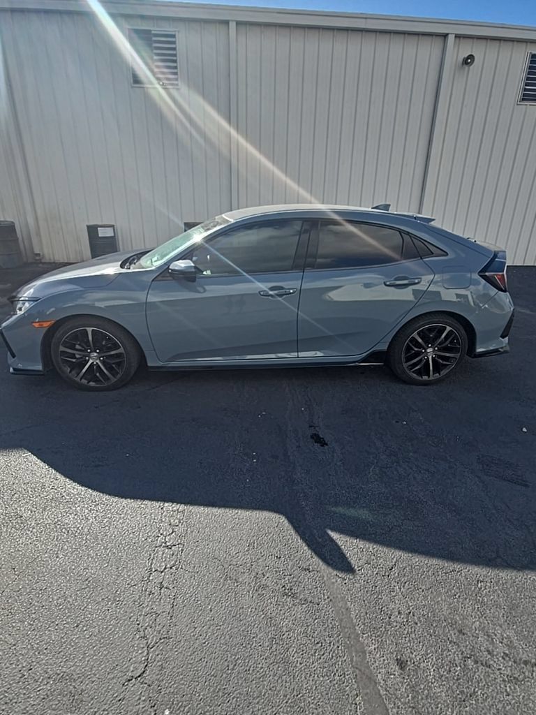 Used 2021 Honda Civic Sport image 4