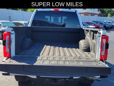 Used 2024 Ford F250 Platinum AWD/4WD image 6