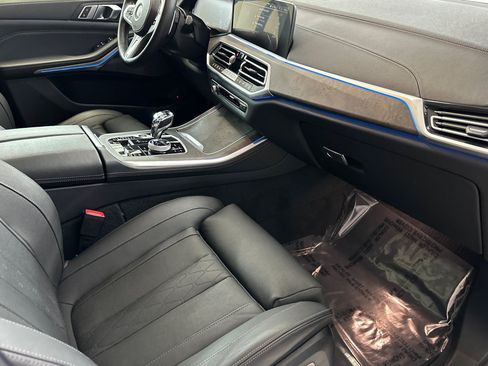 Certified 2023 BMW X5 xDrive45e w/ Executive Package AWD/4WD image 33