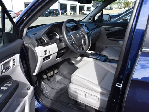 Certified 2023 Honda Ridgeline RTL image 12