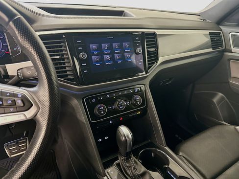 Used 2022 Volkswagen Atlas Cross Sport SEL R-Line w/ Cross Sport MDO Package AWD/4WD image 26
