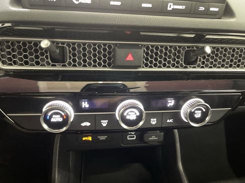 Certified 2023 Honda Civic Sport image 18