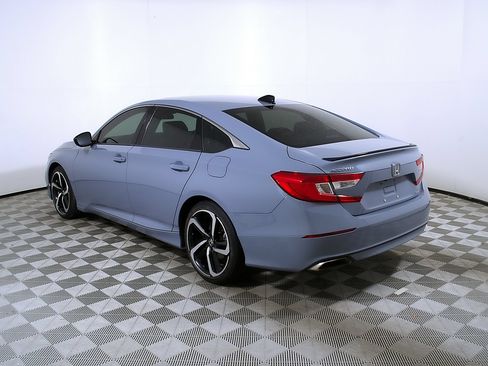 Used 2021 Honda Accord Sport image 9