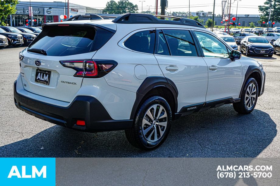 Used 2024 Subaru Outback Premium AWD/4WD image 5