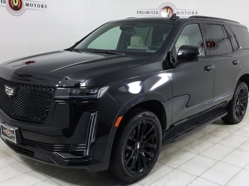 Used 2021 Cadillac Escalade Sport w/ LPO, ONYX Package AWD/4WD image 5